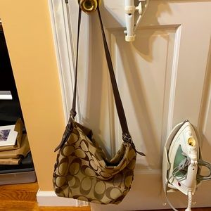 Long strap Coach bag